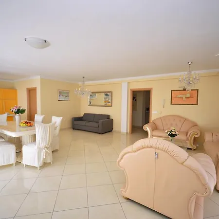 アパート Mrkonja