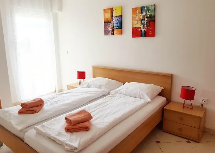 Mrkonja Lägenhet *